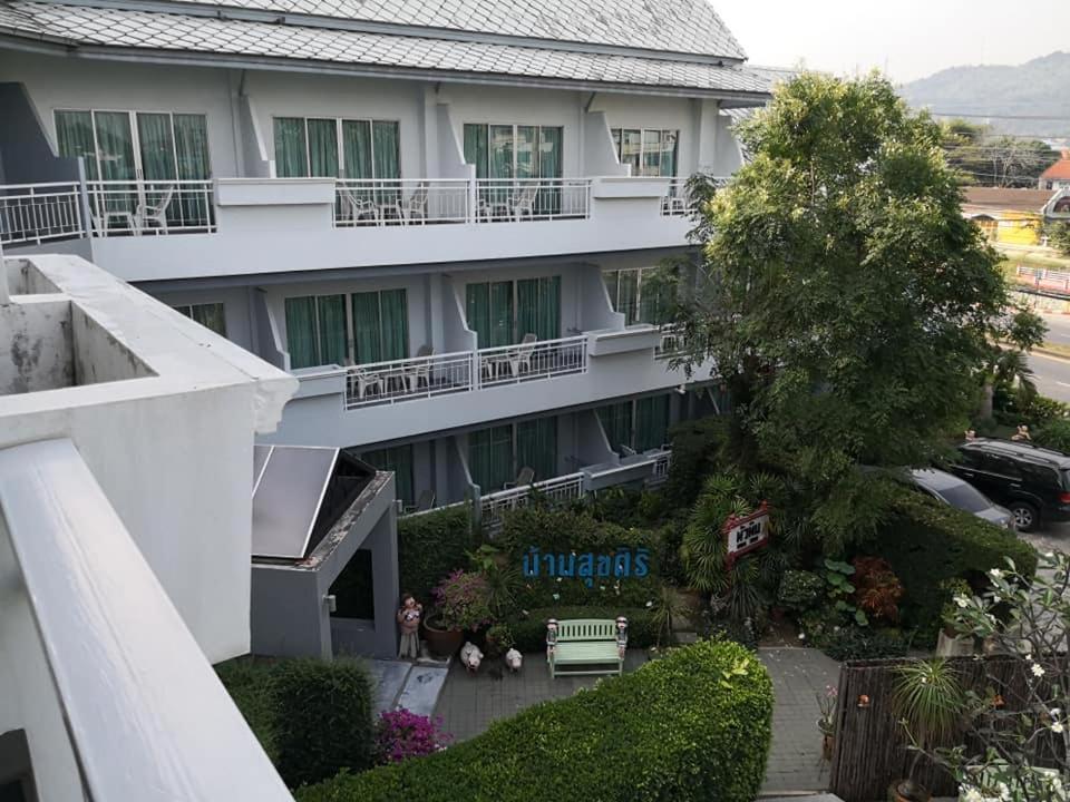 הואה הין Baan Suksiri Hotel מראה חיצוני תמונה